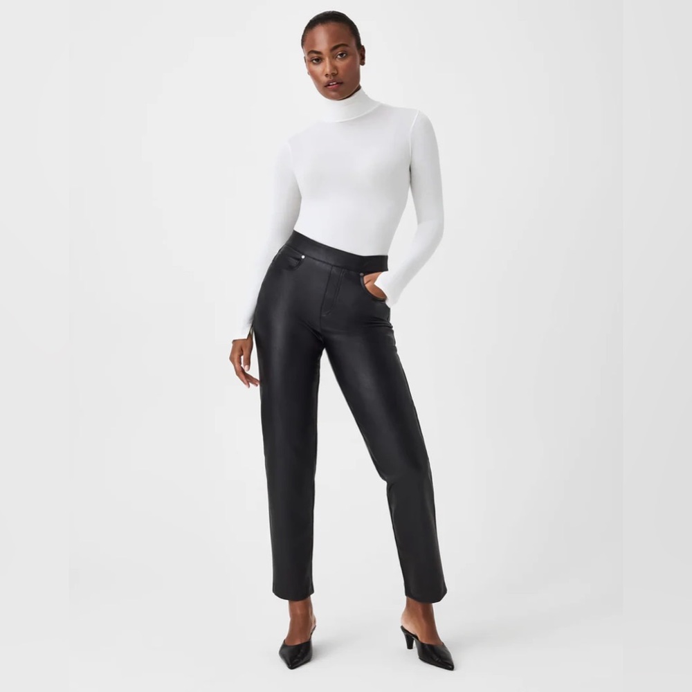 Spanx Leather-Like pants - Size Large